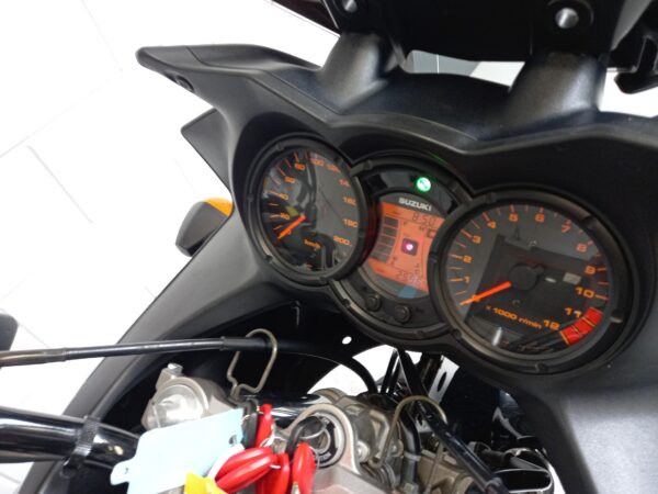 SUZUKI V-STROM DL 650 - Afbeelding 7