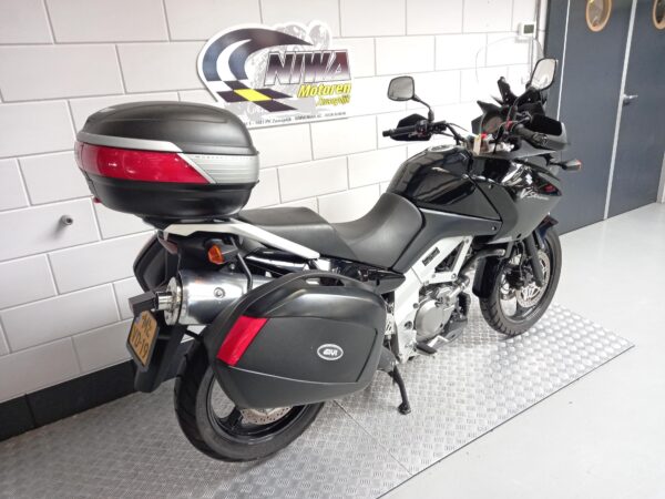 SUZUKI V-STROM DL 650 - Afbeelding 2