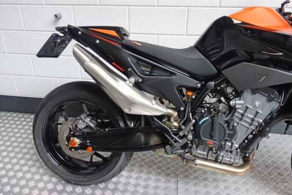 KTM 890 Duke - Afbeelding 4