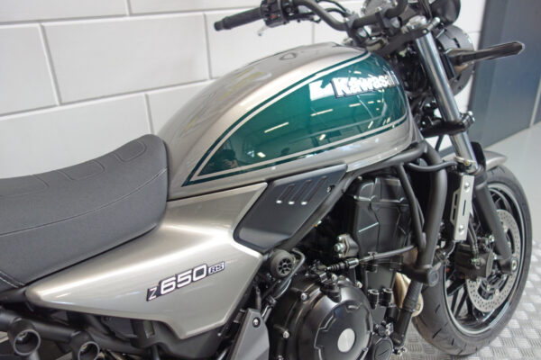 KAWASAKI Z650RS - Afbeelding 4