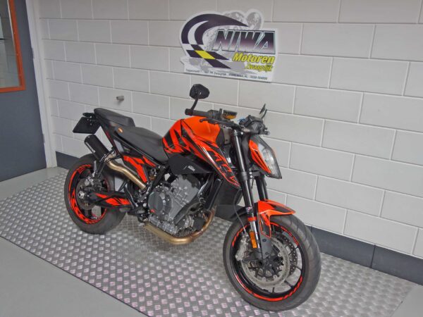 KTM 890 DUKE - Afbeelding 2