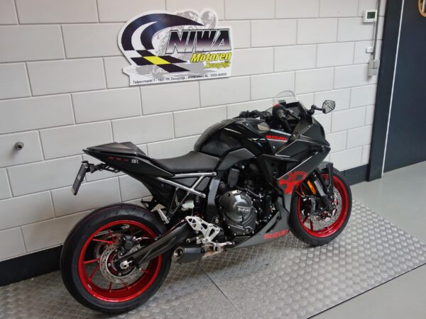 SUZUKI GSX-8R - Afbeelding 3