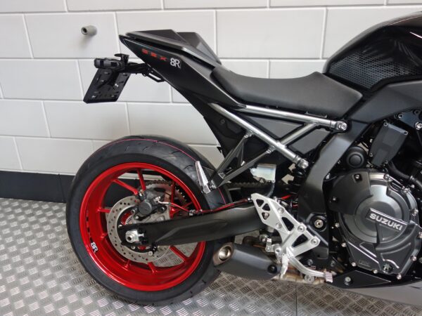 SUZUKI GSX-8R - Afbeelding 5