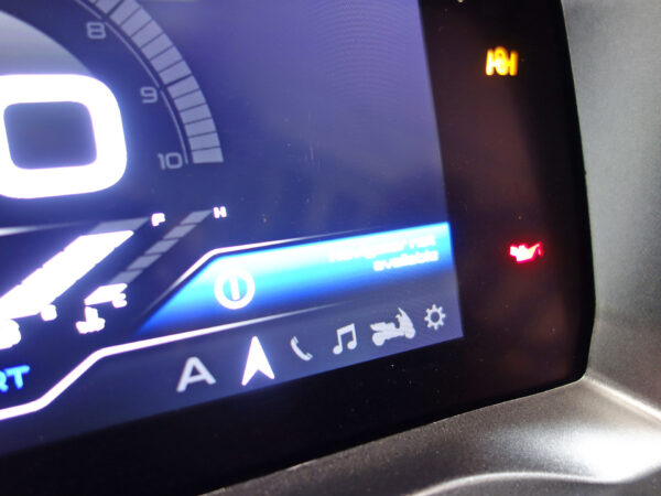 PIAGGIO MP3 400 HPE Sport Akrapovic - Afbeelding 6