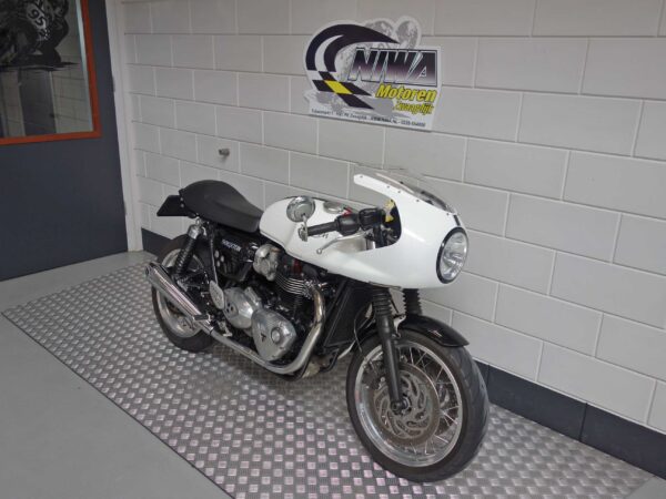 TRIUMPH Thruxton 1200 - Afbeelding 2