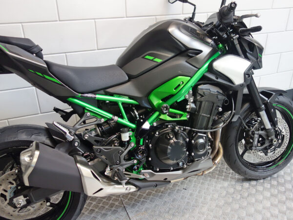 KAWASAKI Z900 - Afbeelding 6
