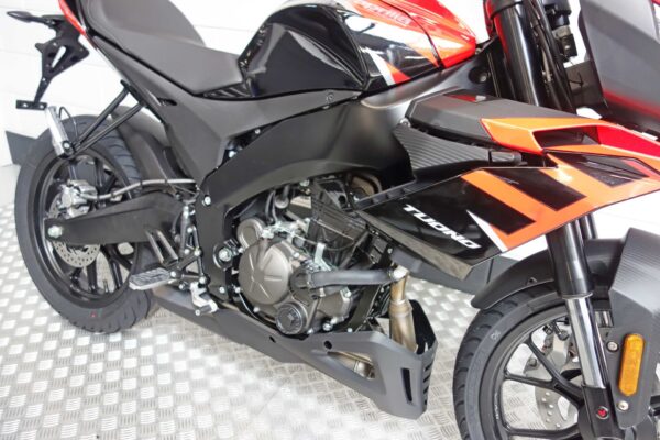 APRILIA Tuono 125 - Afbeelding 4