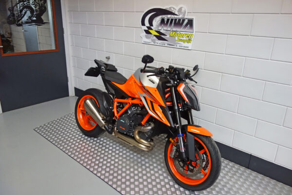 KTM 1290 Super Duke R EVO - Afbeelding 2