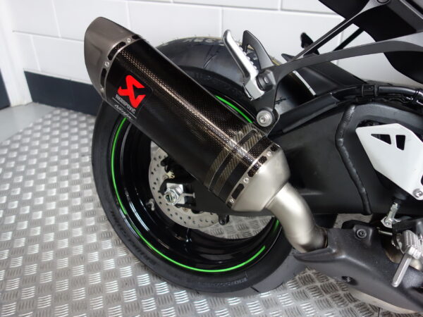 KAWASAKI ZX 10R - Afbeelding 8