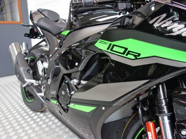 KAWASAKI ZX 10R - Afbeelding 4