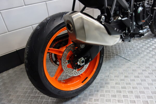 KTM 990 Duke - Afbeelding 4
