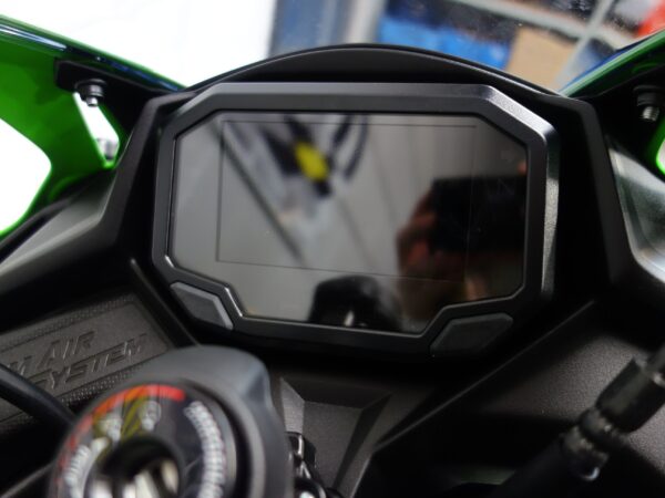 KAWASAKI ZX4-RR 35kW - Afbeelding 4