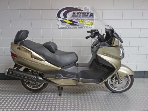 SUZUKI Burgman 650 AN 650
