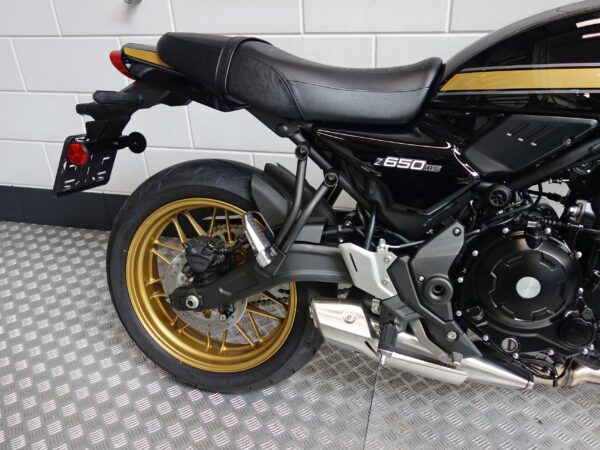 KAWASAKI Z650RS - Afbeelding 5