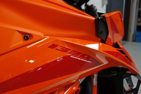 KTM 1390 Super Duke R - Afbeelding 7