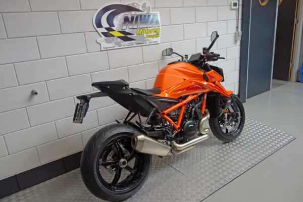 KTM 1390 Super Duke R - Afbeelding 2