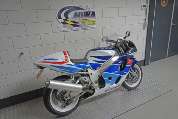 SUZUKI GSX-R 750 - Afbeelding 3