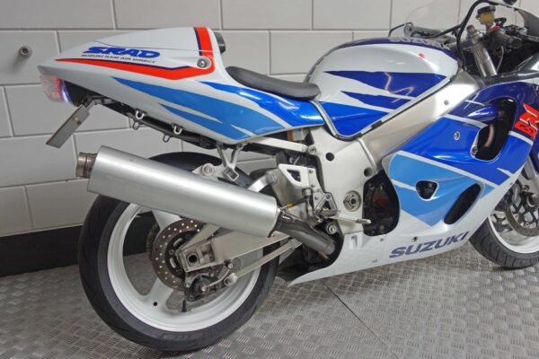 SUZUKI GSX-R 750 - Afbeelding 4