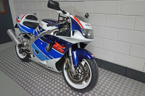 SUZUKI GSX-R 750 - Afbeelding 7