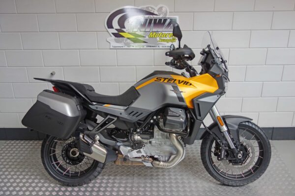 MOTO GUZZI Stelvio
