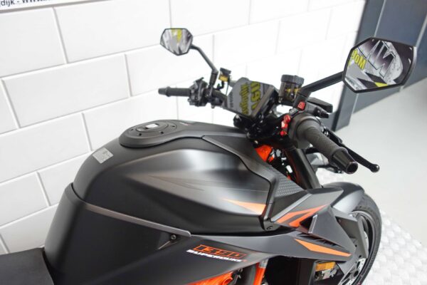 KTM 1390 Super Duke R - Afbeelding 6