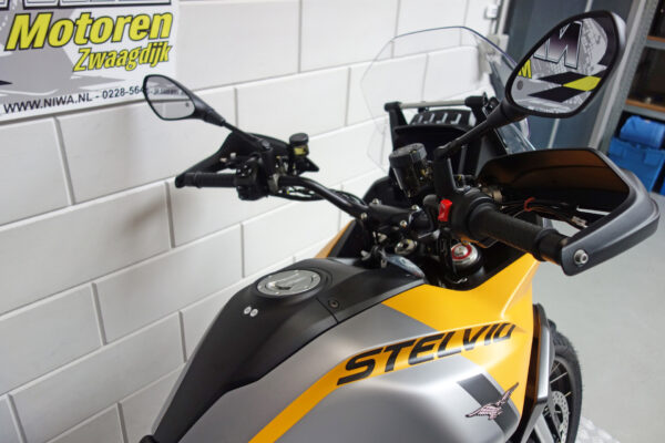 MOTO GUZZI Stelvio - Afbeelding 4