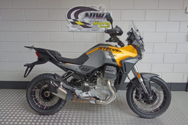 MOTO GUZZI Stelvio