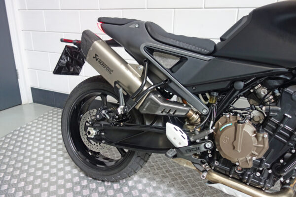 HUSQVARNA Svartpilen 801 - Afbeelding 4