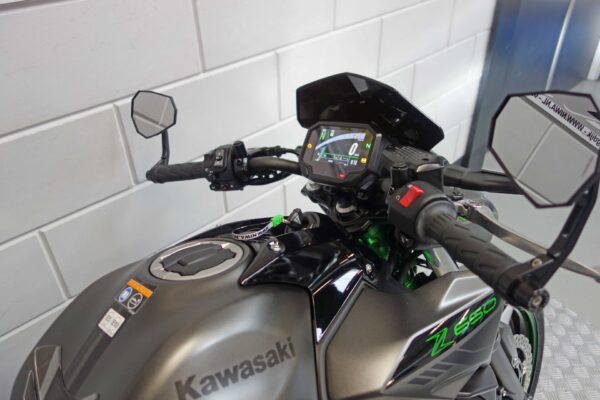 KAWASAKI Z650 - NIWA motoren