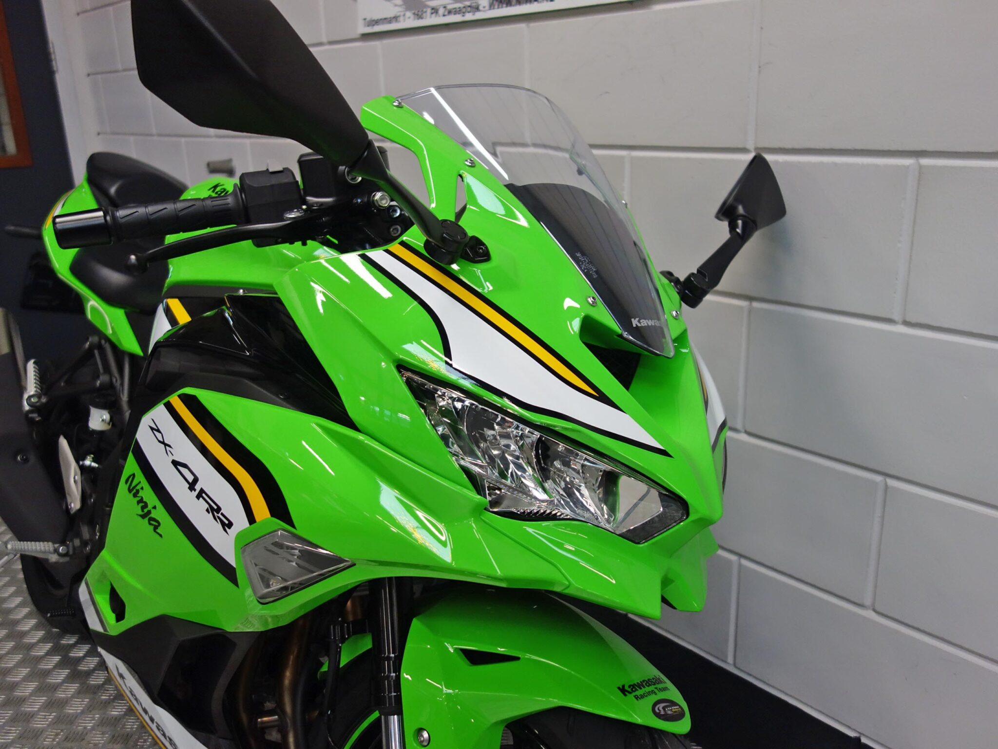 KAWASAKI ZX4-RR - NIWA motoren