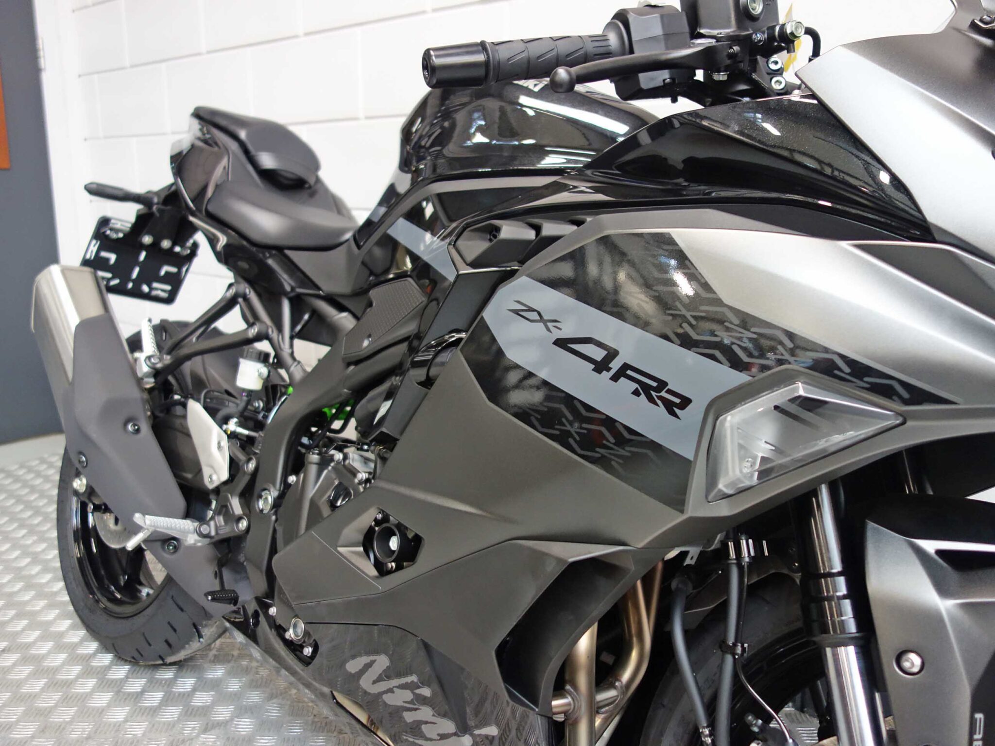 KAWASAKI ZX4-RR - NIWA motoren