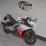 Nieuwe Aprilia RS 125 sport met 124cc motor uit 2026 bij NIWA Motoren