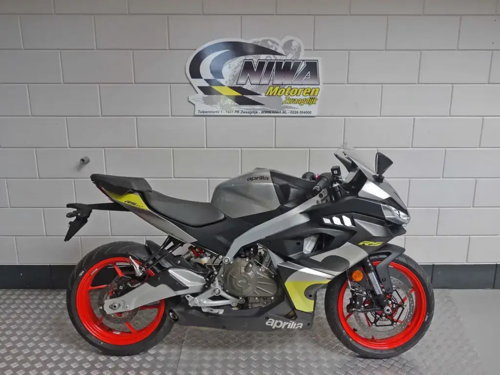 Nieuwe Aprilia RS 457 supersport met 457cc motor uit 2026 bij NIWA Motoren