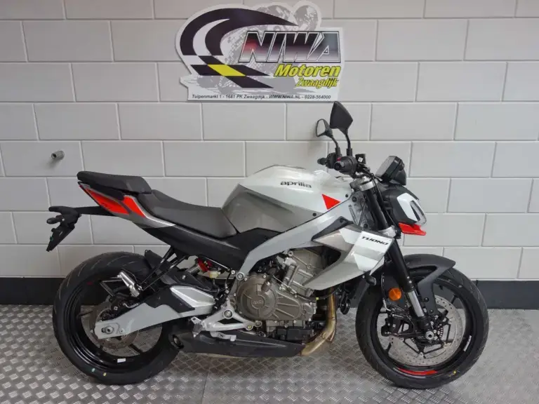 Nieuwe Aprilia Tuono 457 overig met 457cc motor uit 2026 bij NIWA Motoren