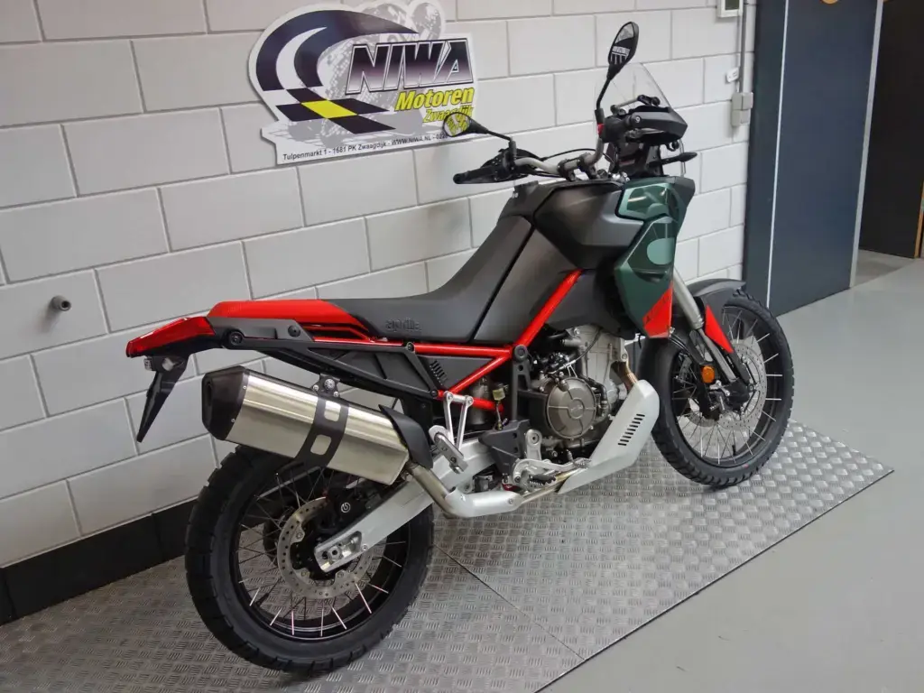 Nieuwe Aprilia Tuareg tour met 659cc motor uit 2026 bij NIWA Motoren