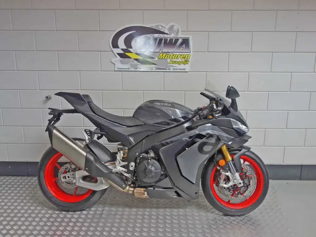 Nieuwe Aprilia RSV4 supersport met 1099cc motor uit 2026 bij NIWA Motoren