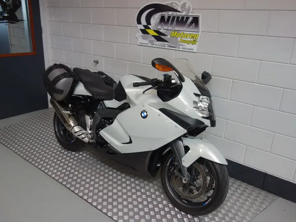 Gebruikte BMW K 1300 S sport met 1293cc motor uit 2009 bij NIWA Motoren