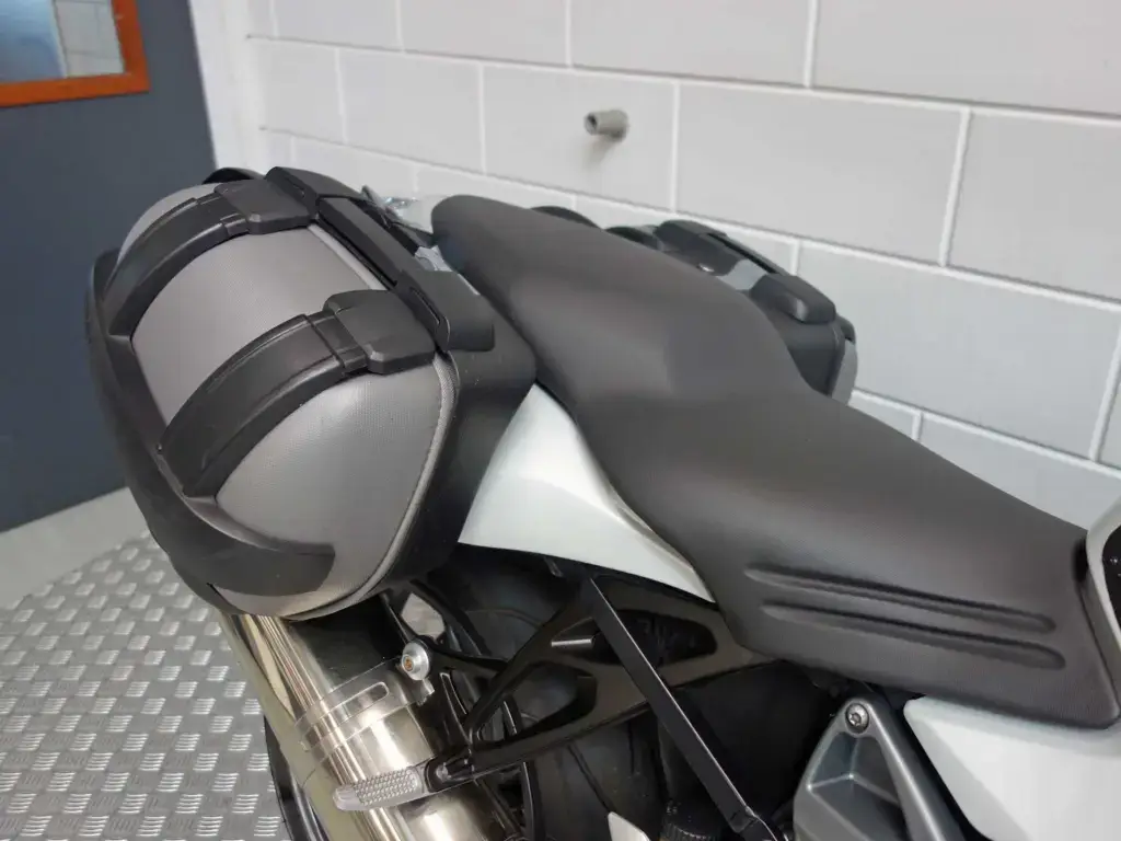 Gebruikte BMW K 1300 S sport met 1293cc motor uit 2009 bij NIWA Motoren