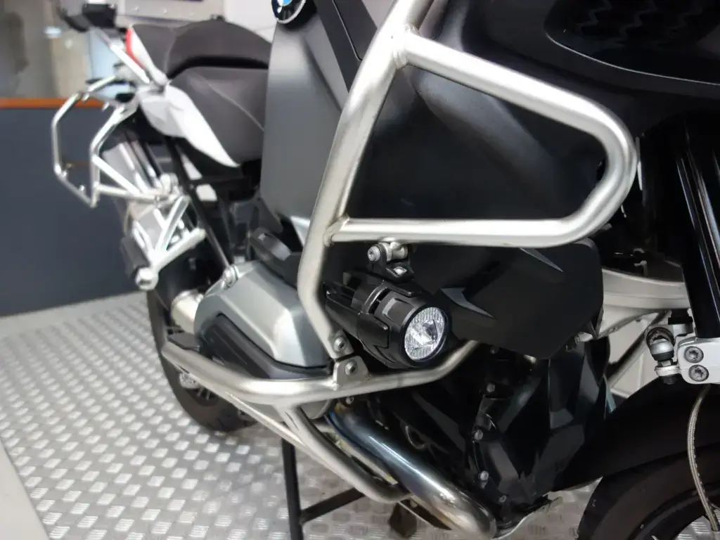 Gebruikte BMW R 1200 GS Adventure all-road met 1170cc motor uit 2016 bij NIWA Motoren