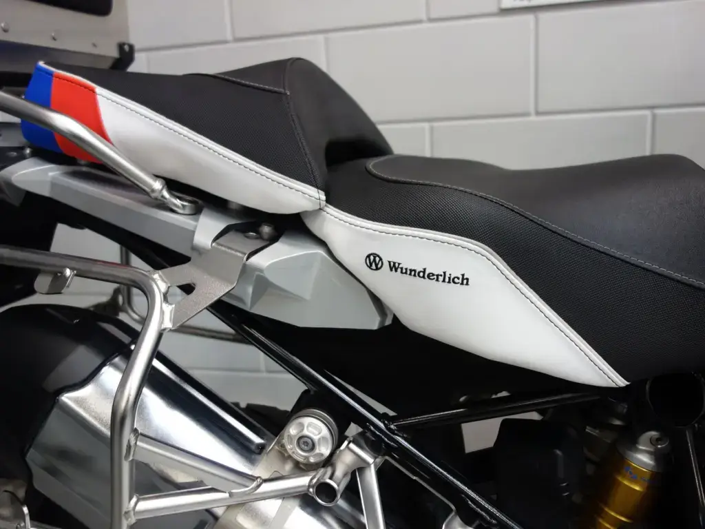 Gebruikte BMW R 1200 GS Adventure all-road met 1170cc motor uit 2016 bij NIWA Motoren