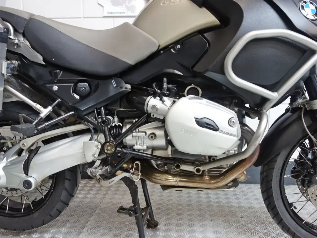 Gebruikte BMW R 1200 GS Adventure tour met 1170cc motor uit 2007 bij NIWA Motoren