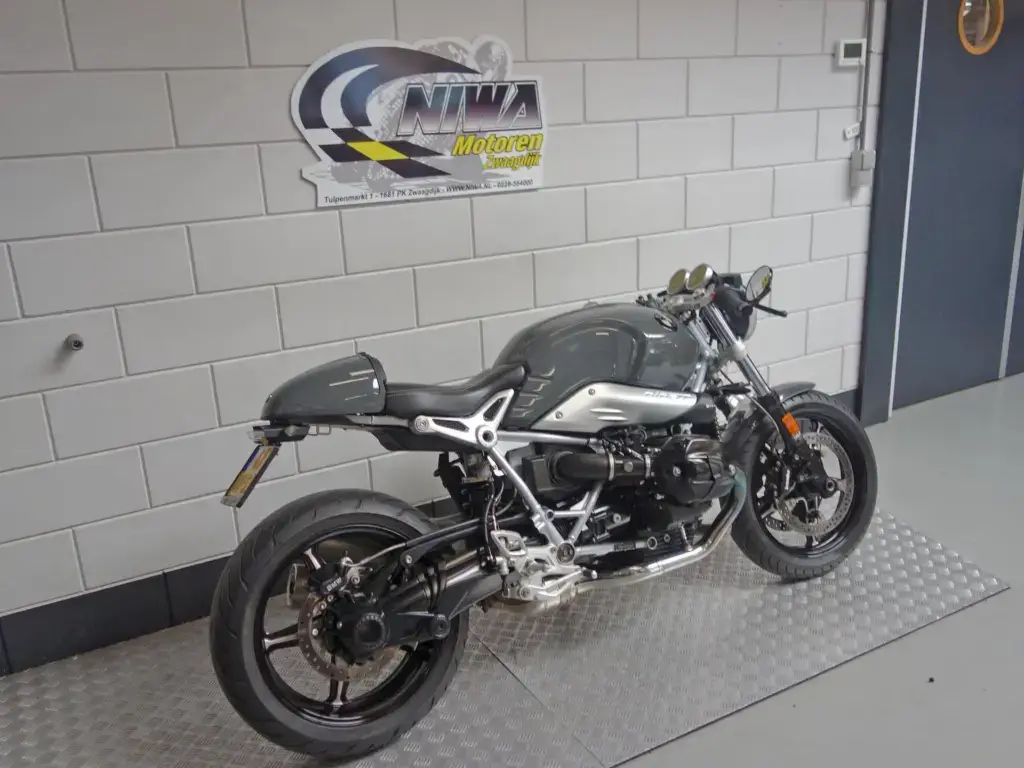 Gebruikte BMW R nineT Racer tour met 1170cc motor uit 2018 bij NIWA Motoren