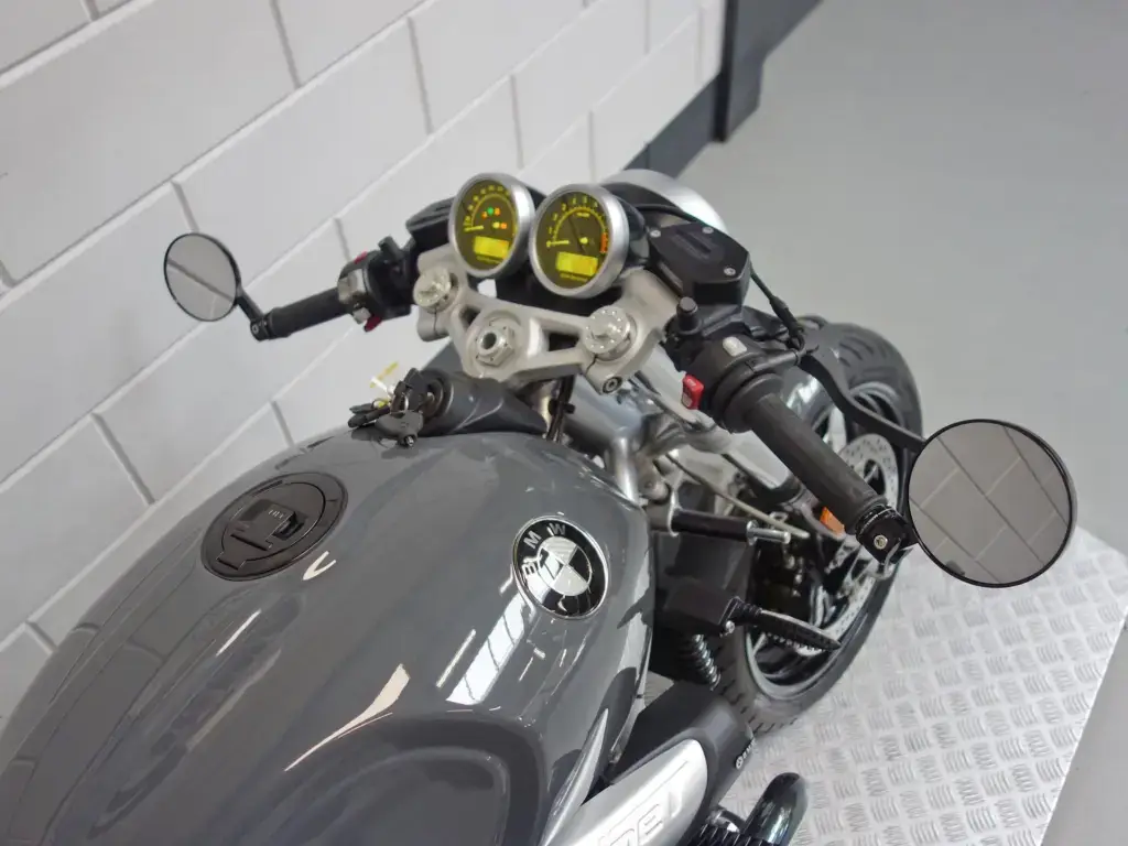 Gebruikte BMW R nineT Racer tour met 1170cc motor uit 2018 bij NIWA Motoren