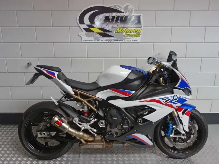 Gebruikte BMW S 1000 RR supersport met 999cc motor uit 2023 bij NIWA Motoren