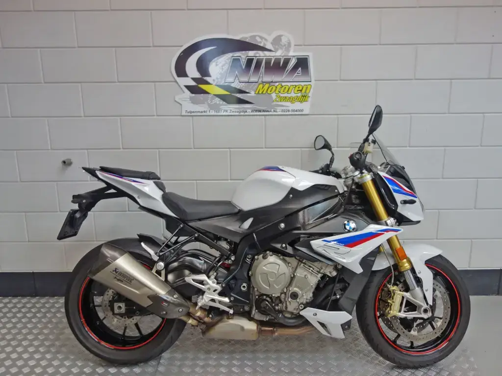 Gebruikte BMW S 1000 R naked bike met 999cc motor uit 2019 bij NIWA Motoren