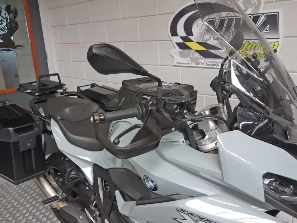 Gebruikte BMW S 1000 XR sport/tour met 999cc motor uit 2021 bij NIWA Motoren