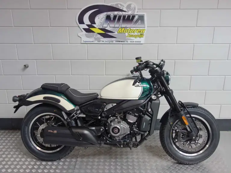 Nieuwe CFMOTO 800 NK naked bike met 799cc motor uit 2025 bij NIWA Motoren