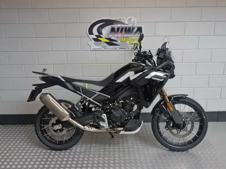 Nieuwe CFMOTO 800 MT tour met 799cc motor uit 2026 bij NIWA Motoren