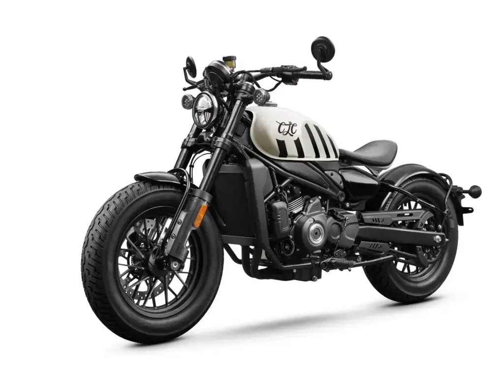 Nieuwe CFMOTO 450 CL-C naked bike met 449cc motor uit 2026 bij NIWA Motoren