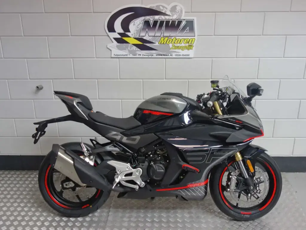 Nieuwe CFMOTO 450 SR supersport met 449cc motor uit 2026 bij NIWA Motoren